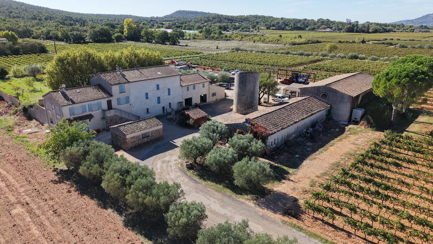 dji_fly_20251006_100018_0032_1764754506576_photo